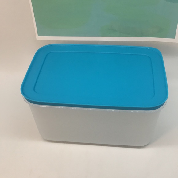 Tupperware Freeze it Containers Set of 4 - Picture 4 of 14